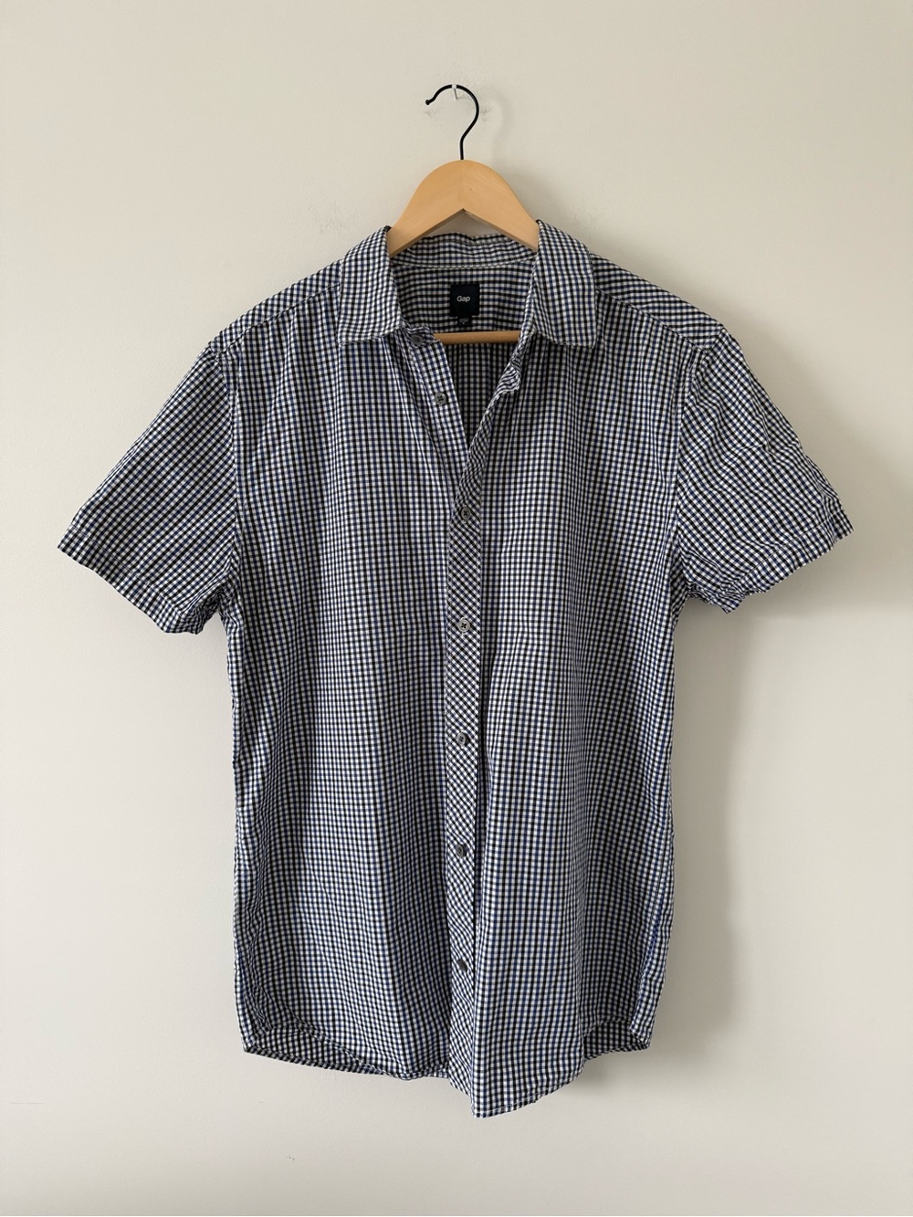 GAP Gingham Check Short-Sleeve Button-Down Shirt 100% cotton (size large)